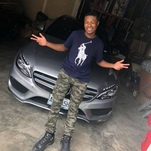 Meet your Posher, Jay